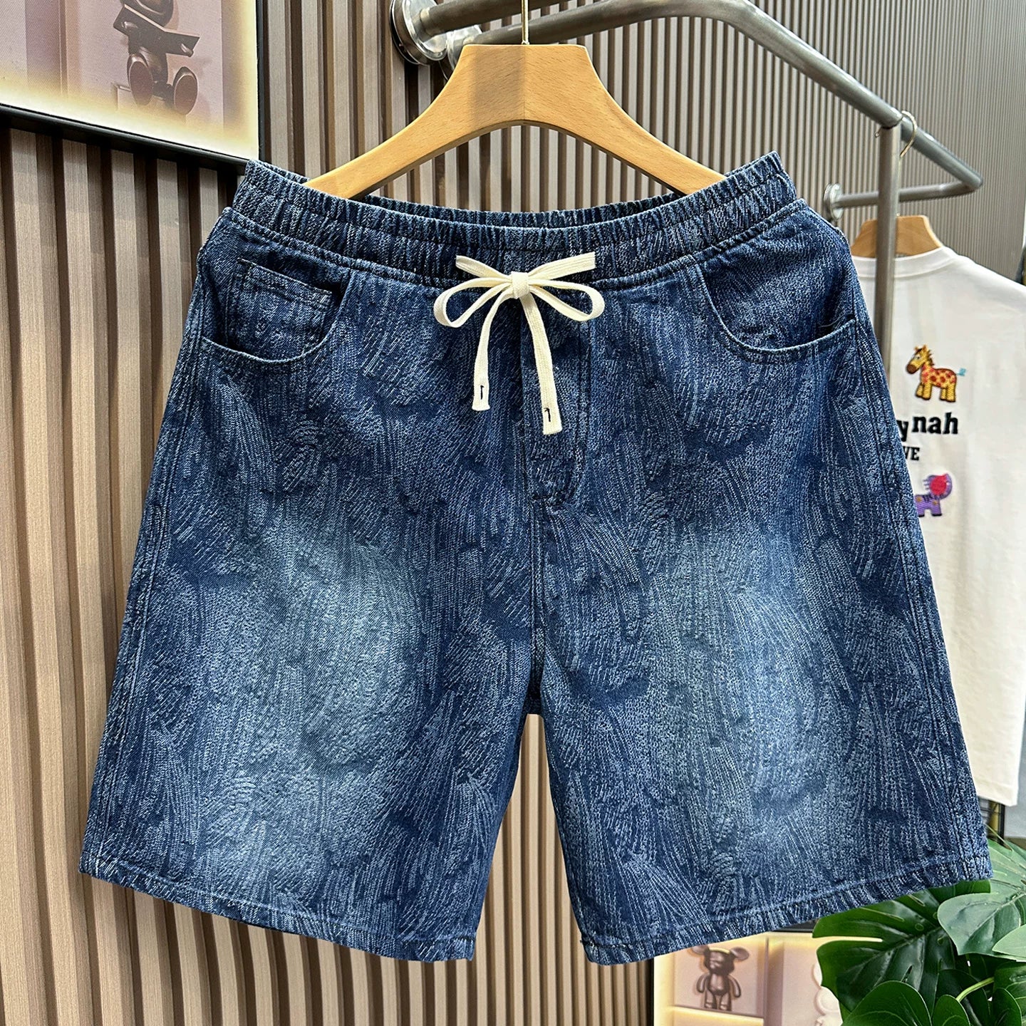 Blue denim shorts for men in summer, thin fit, loose fit, American style, versatile for teenagers, washed, sporty, cropped shorts, trendy