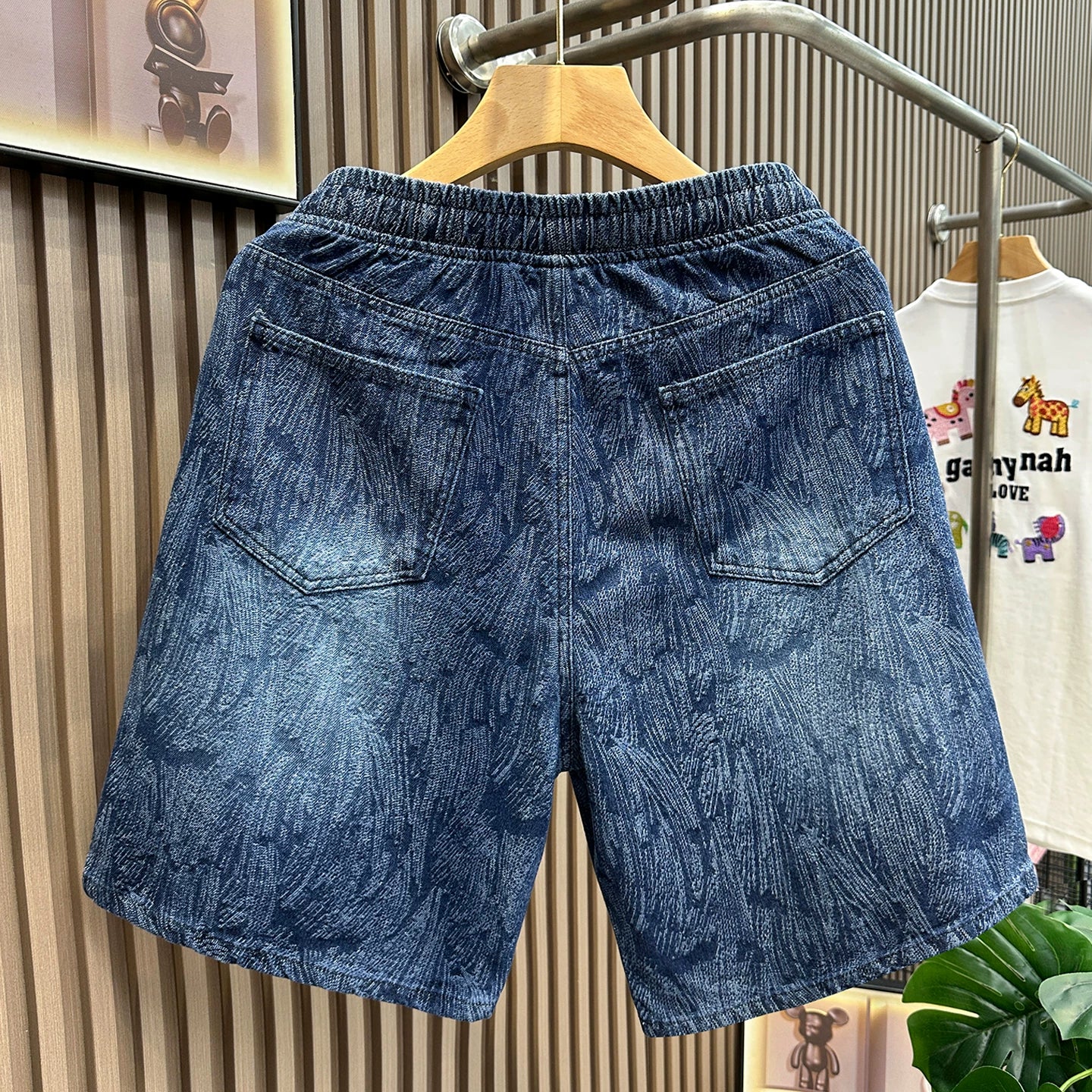 Blue denim shorts for men in summer, thin fit, loose fit, American style, versatile for teenagers, washed, sporty, cropped shorts, trendy