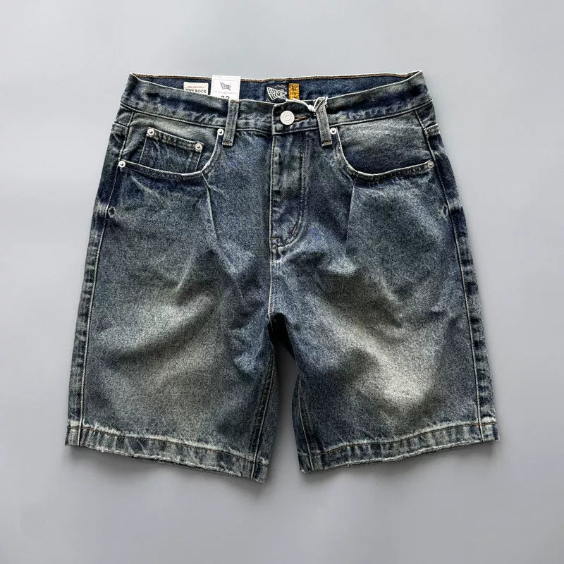 Vintage American retro denim shorts for men, washed and worn, loose straight leg casual cropped pants for summer wear