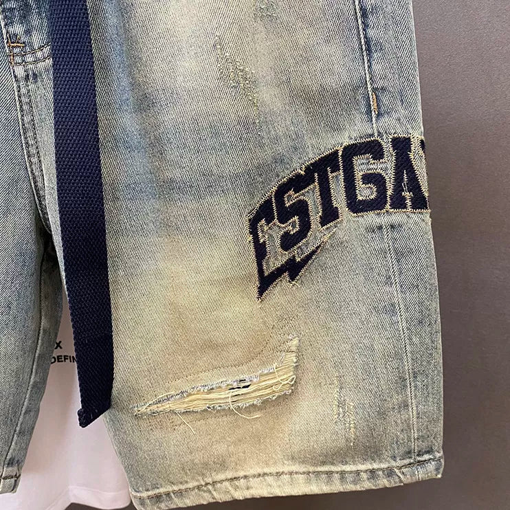 Design sense worn out embroidered denim shorts for men in the summer of 2026, new American fashion brand five quarter pants versatile horse pants