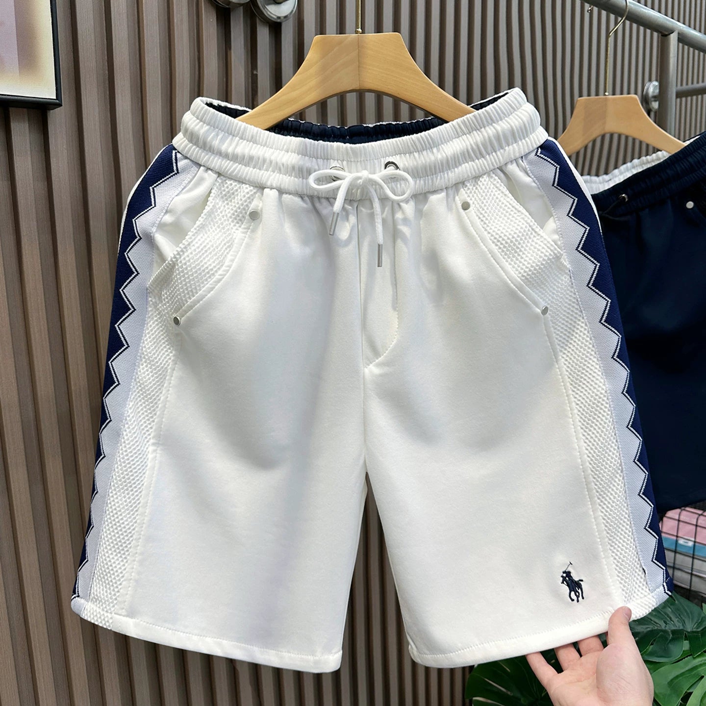 Summer new embroidered casual shorts men's fashionable versatile loose straight leg pants beach pants trendy brand breathable five quarter pants