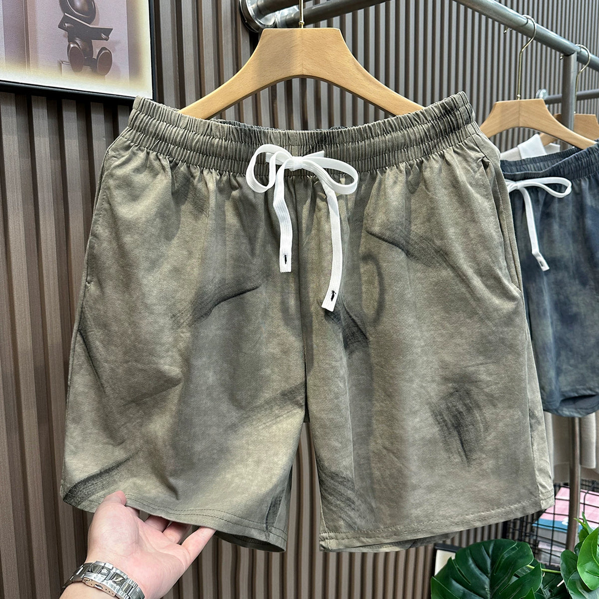 Grey blue tie dye high luxury cotton shorts for men in summer, heavy-duty mixed color tie dye quarter length pants, breathable sports pants