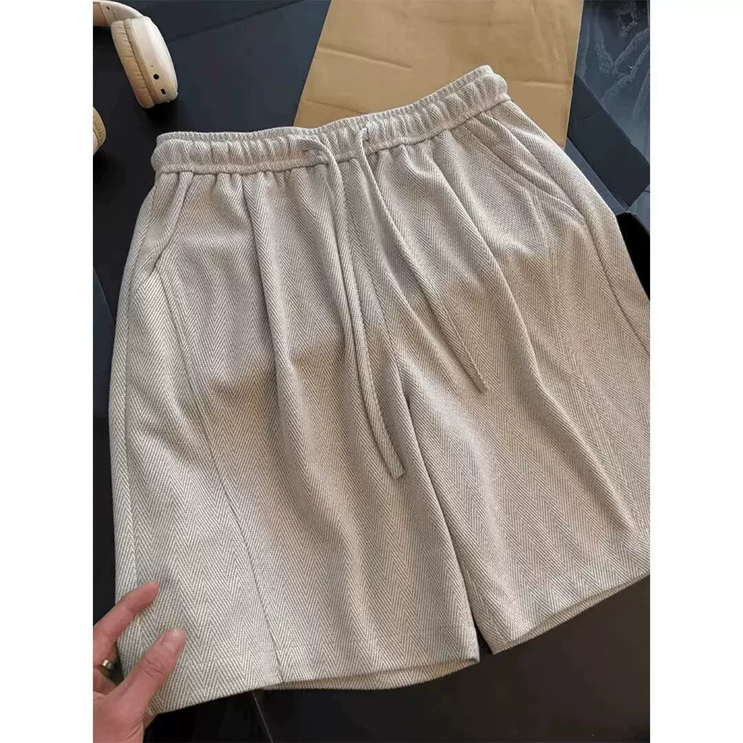 Old money style slanted heavyweight shorts for men, summer cleanfit trendy brand loose mid length pants for men, lazy five quarter pants