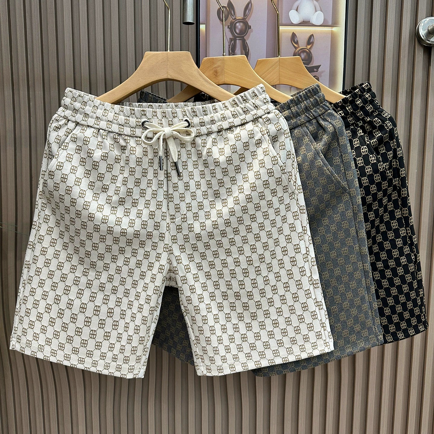 European high-end brand casual shorts men's trendy brand trend outerwear 2026 summer new men's beach five quarter pants