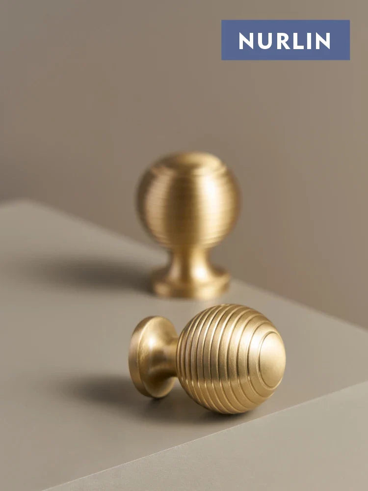 Nurlin French Luxury Solid Brass Kitchen Cabinet Furniture Drawer Cabinet Door Handle Round Knobs T-Bar Wardrobe Pull